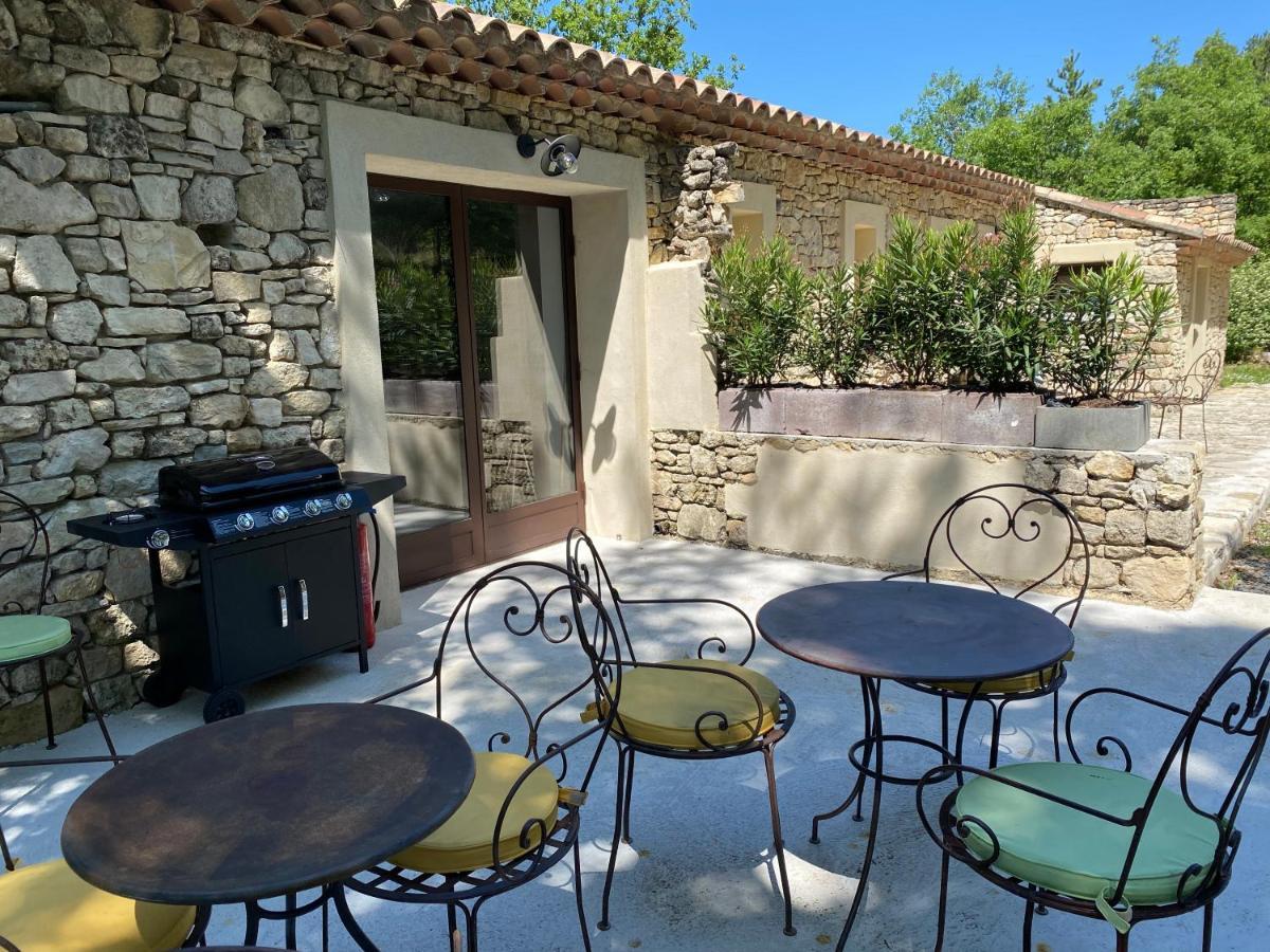 Hotel Lou Caleu Restaurant Le Rocher Des Abeilles Saint-Martin-de-Castillon Exteriér fotografie