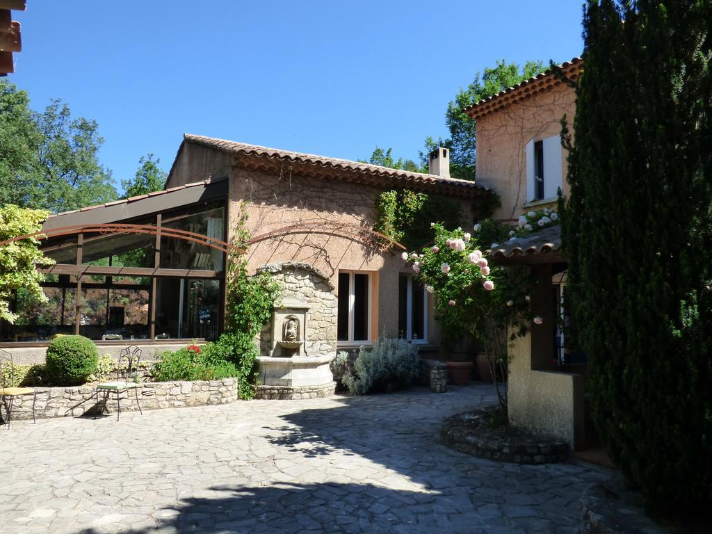 Hotel Lou Caleu Restaurant Le Rocher Des Abeilles Saint-Martin-de-Castillon Exteriér fotografie